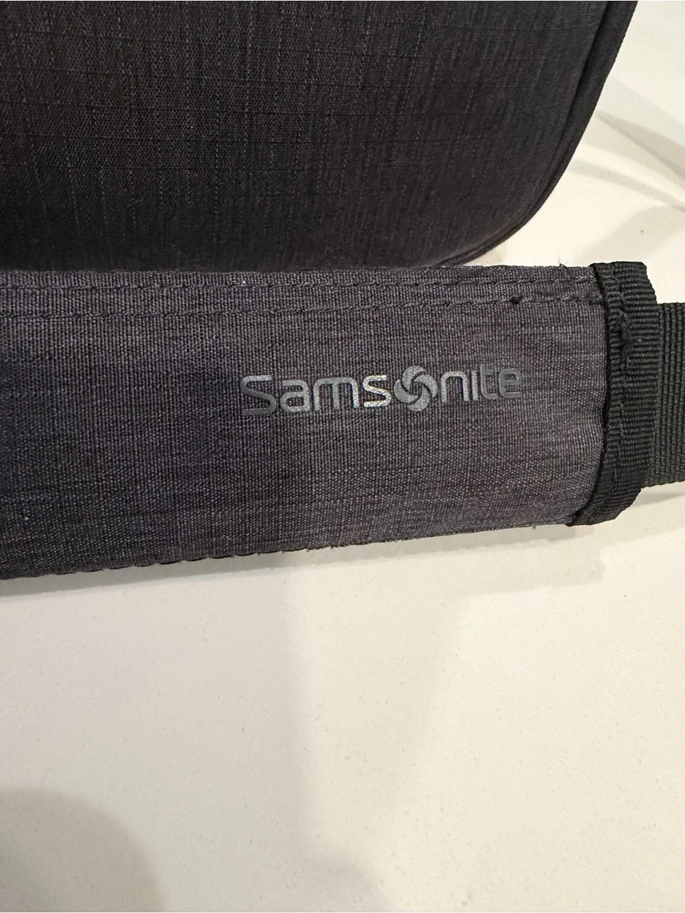 Samsonite Dark Gray Laptop Briefcase Messenger Bag
